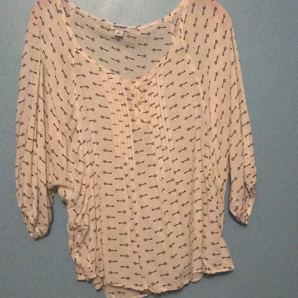 FLOWY KEY DESIGN TOP
